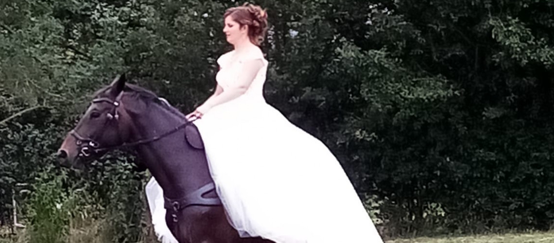 Mariage a cheval